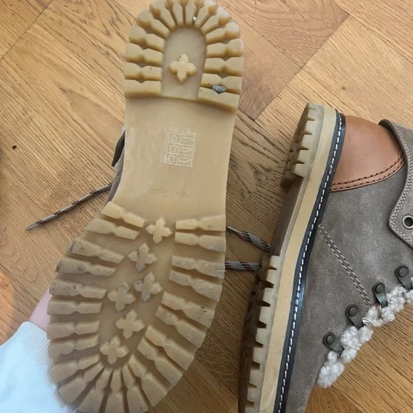 See by Chloe Eileen shearling-lined suede hiking boots - Picture 2 of 6